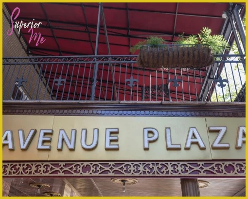 Avenue Plaza